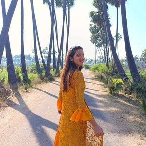 Meet your Posher, Neamat